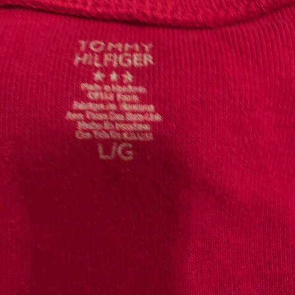 🙂Tommy Hilfiger T-shirt🙂 - Picture 4 of 6
